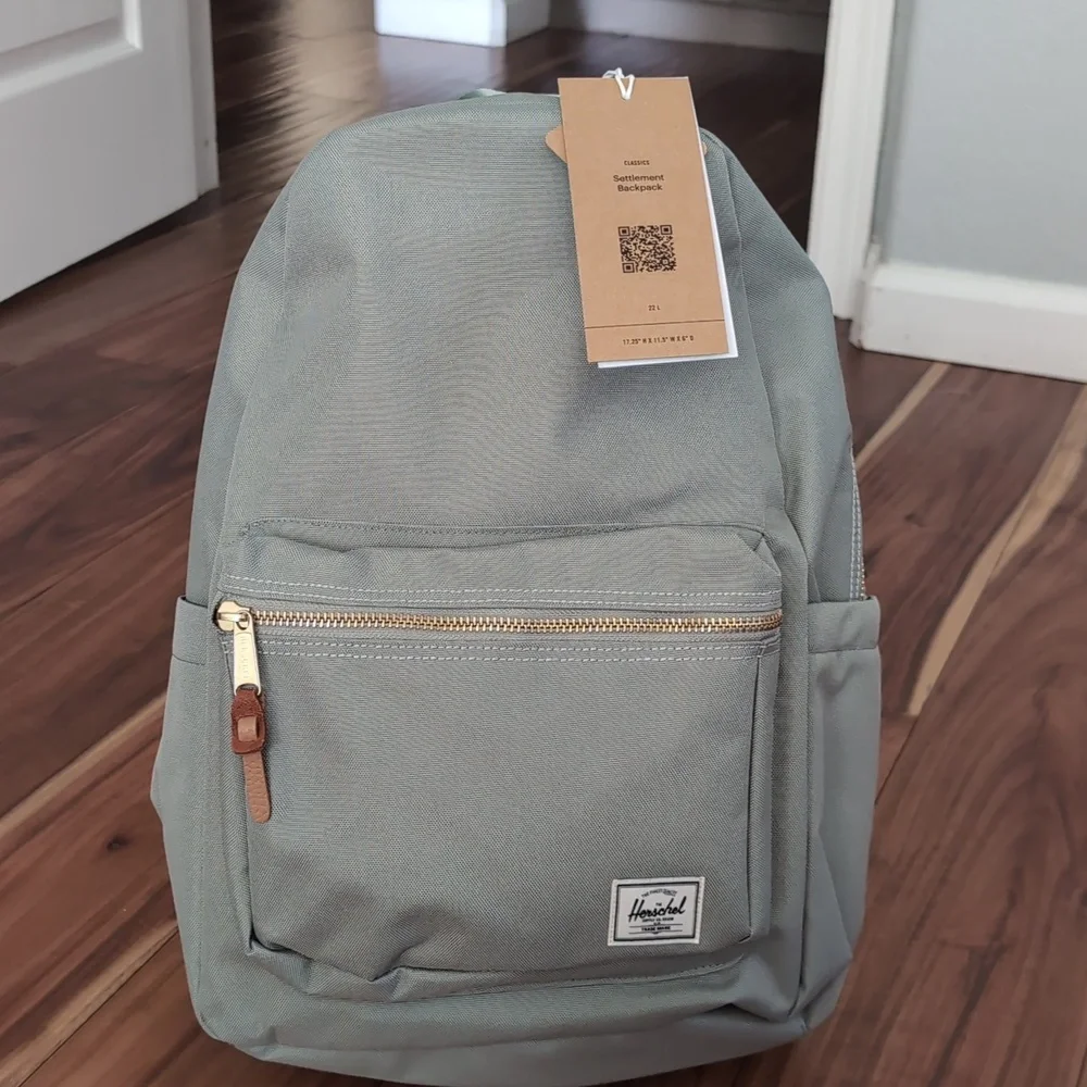 Herschel Supply Co. Settlement Sea Grass Backpack Nwt❤️